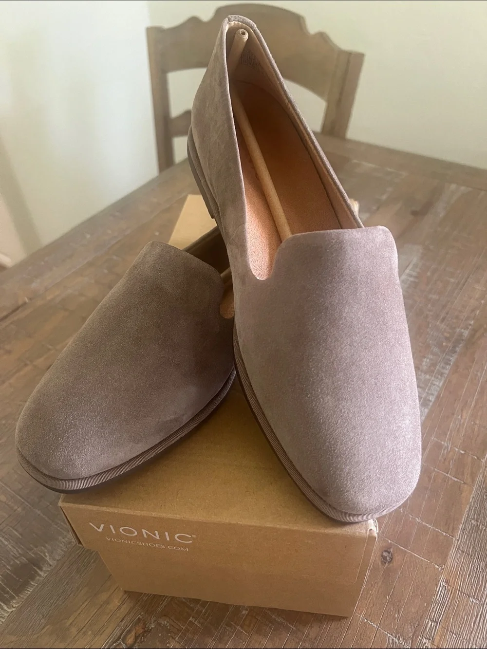 Vionic Driftwood Suede Slip-On Flats Size 8 American Pediatric Medical